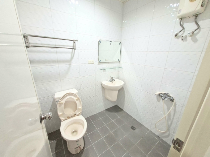 台電分算☆獨立陽台曬衣☆飲水機☆子母車（第11張）