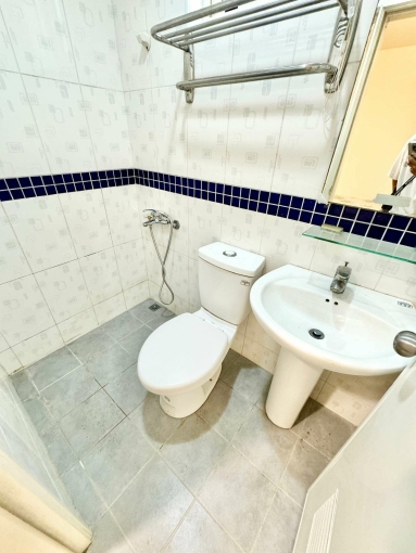 我推的房子🎁陽台獨洗曬🔆流理台開伙🌳衛浴開窗（第6張）