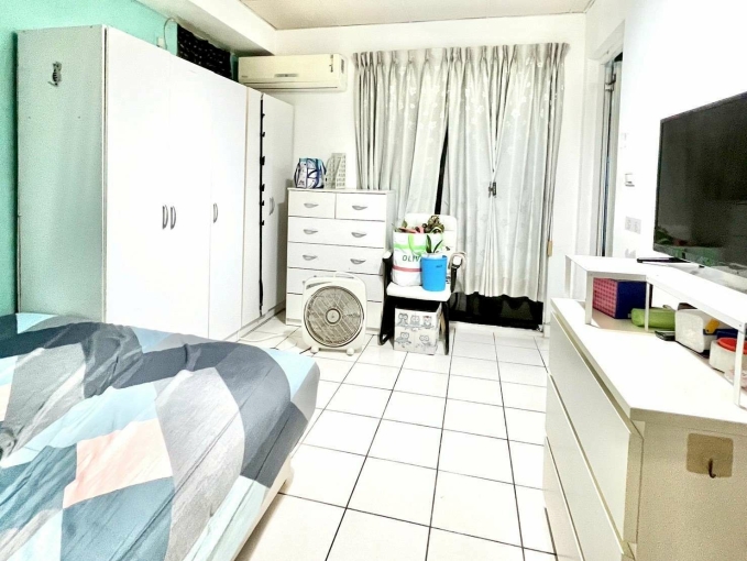 (限女生)西屯陽台大套房~分租~有視野客廳廚房冰箱冷氣洗衣機（第4張）