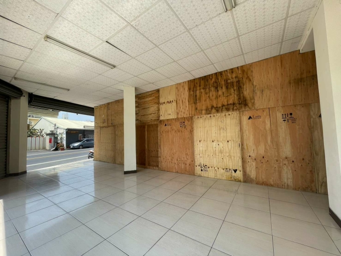 新市車站超值三角窗明亮店面（第5張）