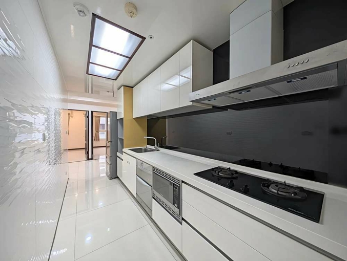 城峰匯高樓三房平車含管*獅子王 - Image 5