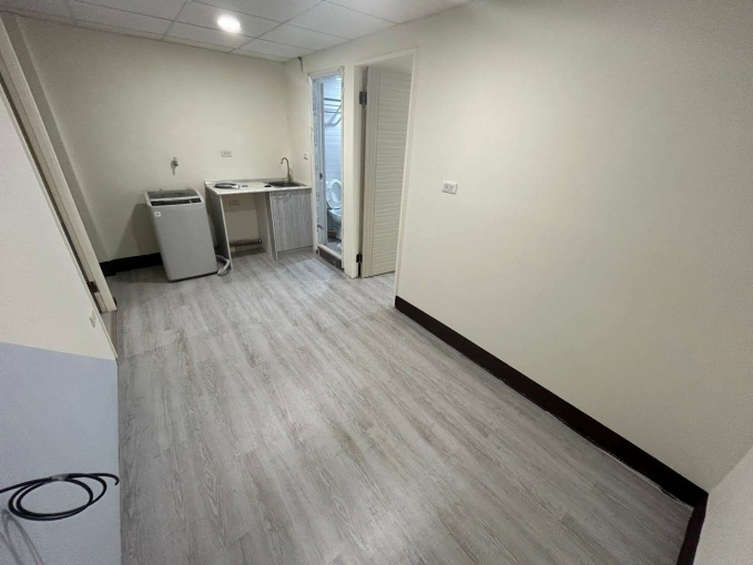 ★租補★南機場夜市★青年公園★可寵★廁所窗★（第7張）