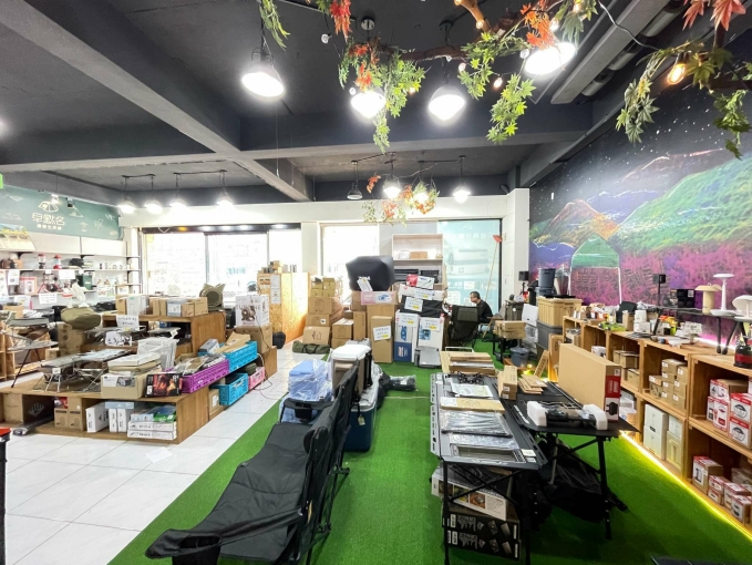 獨家出租-正五權西路15米大面寬顯眼210坪店面（第8張）
