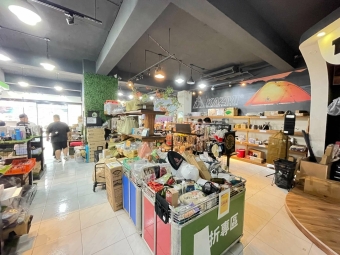 獨家出租-正五權西路15米大面寬顯眼210坪店面（第1張）