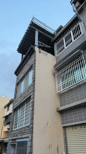 免仲介費🏠後勁溪河堤旁舒適大房間，多木質裝潢｜鄰近日月光楠梓科技園區X學區國昌國中X高大（第6張）