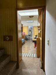 免仲介費🏠後勁溪河堤旁舒適大房間，多木質裝潢｜鄰近日月光楠梓科技園區X學區國昌國中X高大（第2張）