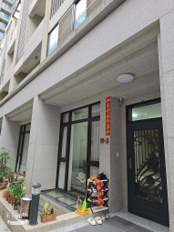 10年屋6米8邊間大別墅雙車位精裝（第1張）