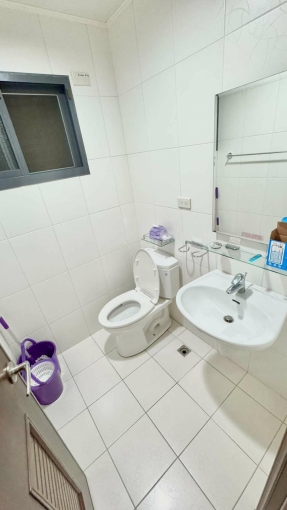 廷選好屋✨整棟透天輕豪宅✨四房二廳四衛四陽台✨平面車位✨可租補可戶籍（第9張）