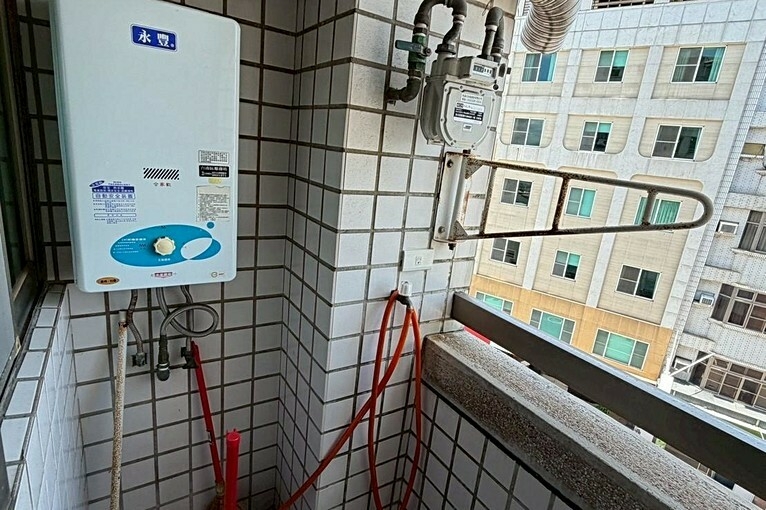 兆基🏡民族路便利採光3房(第6張)