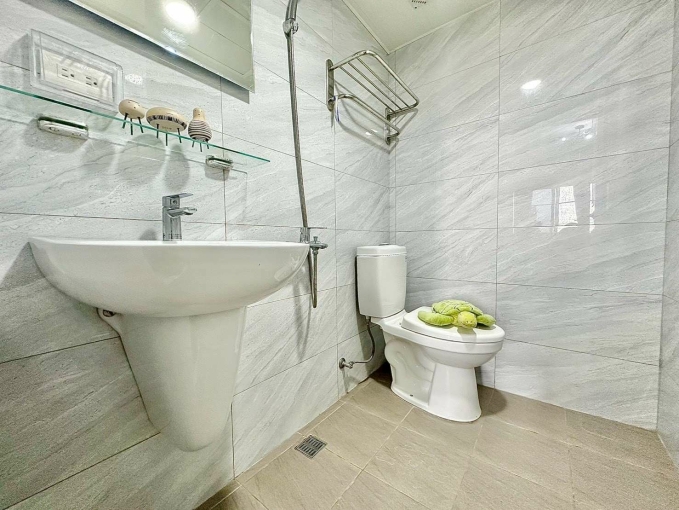 水湳精選🏅整棟新蓋💙陽台獨洗💰雙租補📺沙發追劇（第2張）