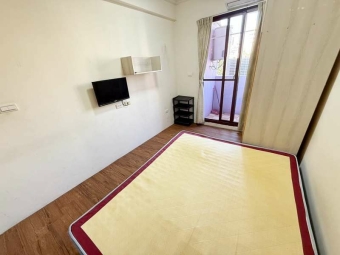 小資首選❤陽台獨洗、衛浴開窗、電梯❤走路一中商圈（第4張）