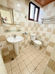 小資首選❤陽台獨洗、衛浴開窗、電梯❤走路一中商圈（第1張）