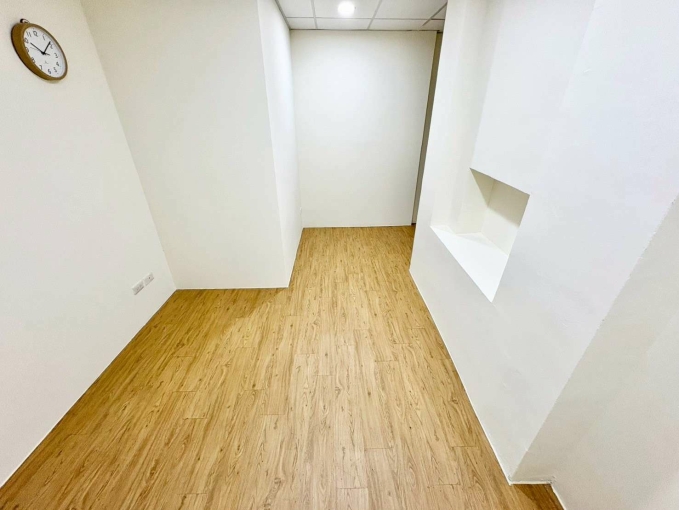 🧡加賴約看🧡工作室🧡木質地板🧡共用衛浴🧡適合美甲美睫🧡美業🧡代收包裹🧡秒殺物件🧡（第5張）