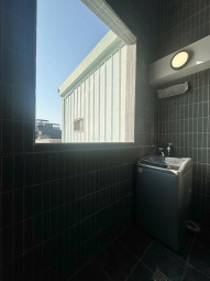 樓中樓🍀一房一廳🍀稀有可寵🍀陽台獨洗🍀雙租屋補助🍀子母車🍀流理台🍀飲水機🍀可報稅🍀乾溼分離（第11張）