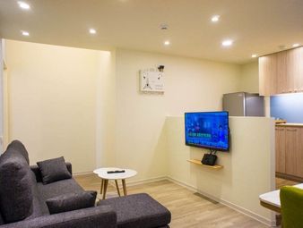 信義區.捷運後山埤站.獨立陽台.明亮大空間設計感兩房一廳301（第3張）