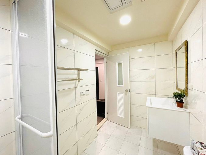 即將釋出.中和區.捷運中和站.獨立陽台.大空間明亮設計感套房501(第12張)