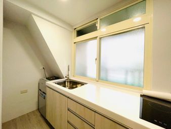 即將釋出.中和區.捷運中和站.獨立陽台.大空間明亮設計感套房501（第10張）