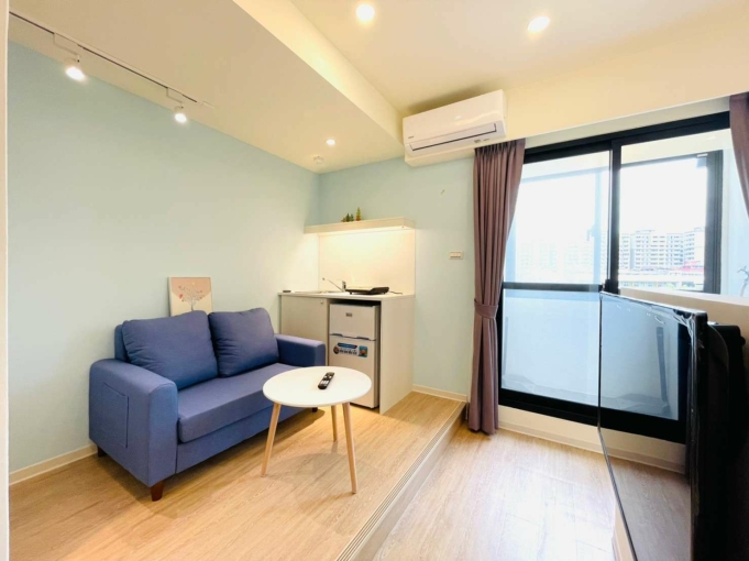 即將釋出.新莊區.捷運迴龍站.獨立陽台.大採光設計感套房A(第1張)