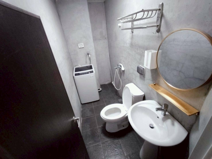 北區近一中商圈/可寵/精緻套房/可雙租補 - Image 6