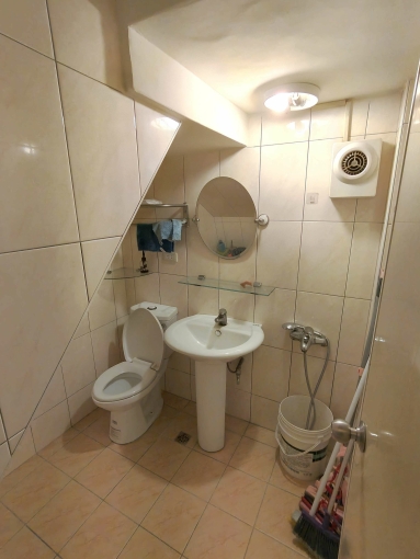 橘子🍊近漢神洲際4+1房透天⭐室內車庫家具電全配⭐屋況佳可租補（第3張）