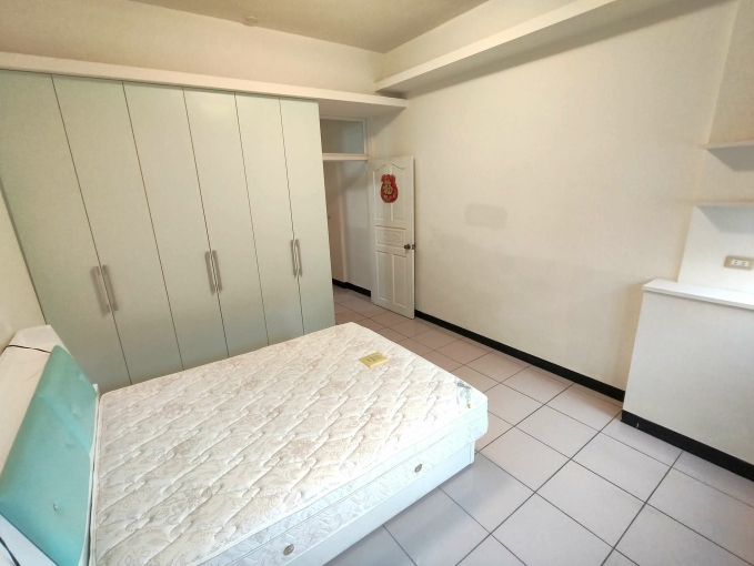 橘子🍊近漢神洲際4+1房透天⭐室內車庫家具電全配⭐屋況佳可租補（第13張）