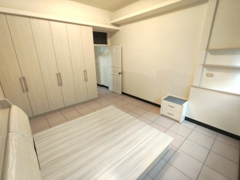 橘子🍊近漢神洲際4+1房透天⭐室內車庫家具電全配⭐屋況佳可租補（第11張）