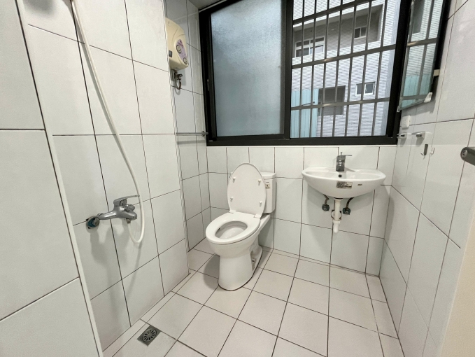 可租補☆台電☆陽台獨洗曬☆飲水機子母車（第13張）