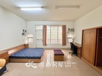 🎉金山街前段優質機能/10坪寬敞大套房/可租補/獨立陽台洗衣機/洗澡使用瓦斯/一層兩戶/採光通風良好/垃圾集中🎉 - Image 7