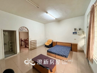 🎉金山街前段優質機能/10坪寬敞大套房/可租補/獨立陽台洗衣機/洗澡使用瓦斯/一層兩戶/採光通風良好/垃圾集中🎉 - Image 10