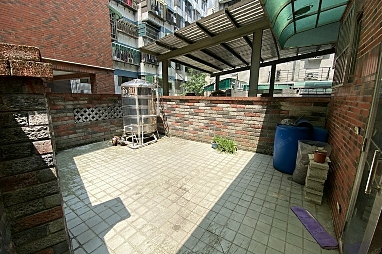 稀有一樓住辦臨路前庭後花園適住辦工作室倉庫（第7張）