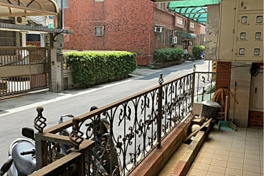 稀有一樓住辦臨路前庭後花園適住辦工作室倉庫（第8張）