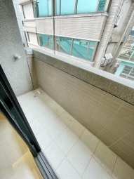 陽台獨洗🏘️租屋補助🏘️電梯🏘️子母車🏘️機車位🏘️室內機車位（第9張）