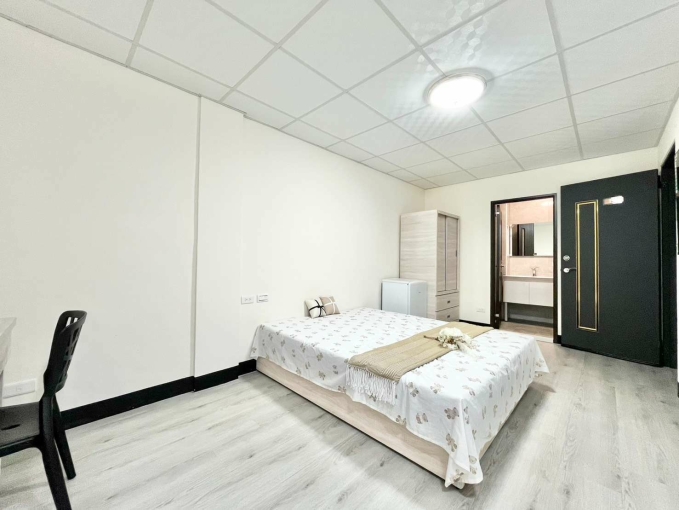 高鐵5分鐘🏅台水電🎀一層兩戶🔆陽台獨洗曬（第11張）