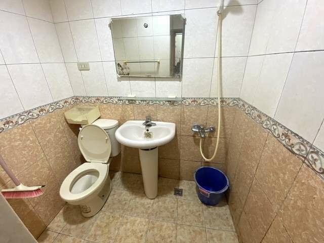 💞大象租屋💞近中原大學旁.電梯網路大套房.有管理員.傢俱齊.有陽台（第7張）