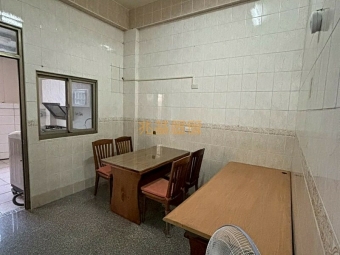 兆基社會住宅🏠清水透天大四房家具齊全🏠雙租補（第4張）