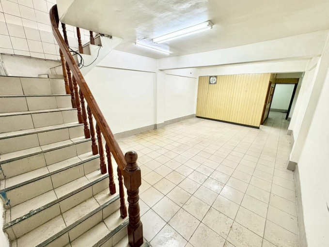 🧡請加賴🧡B1+1F🧡黃金店面🧡汽機車方便🧡可營登🧡秒殺店面🧡（第9張）