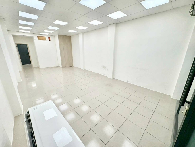 🧡請加賴🧡B1+1F🧡黃金店面🧡汽機車方便🧡可營登🧡秒殺店面🧡（第5張）