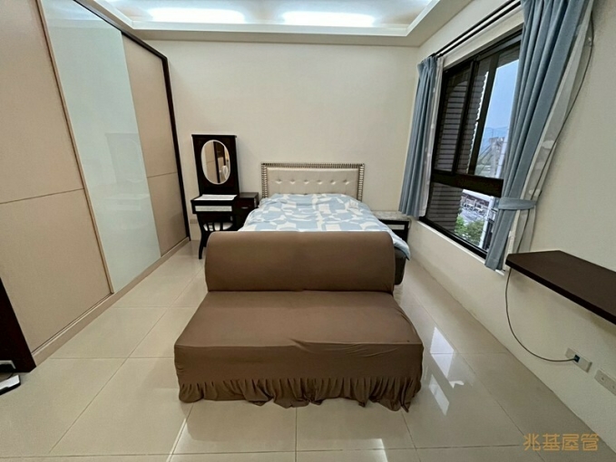 兆基社會住宅🏠友善屋源🧡劍潭站.電梯套房.機能採光家具一（第1張）