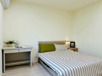 松山區.南京三民站走路四分鐘.低樓層.共生宅.明亮採光溫馨雅房（第3張）