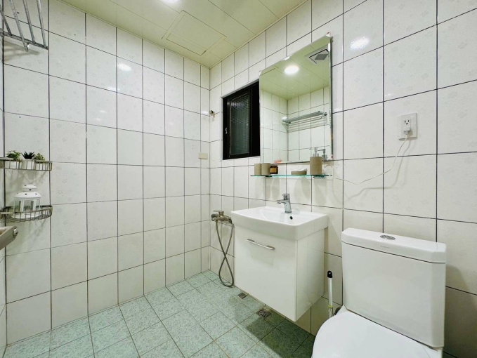 松山區.南京三民站走路四分鐘.低樓層.共生宅.明亮採光溫馨雅房（第9張）