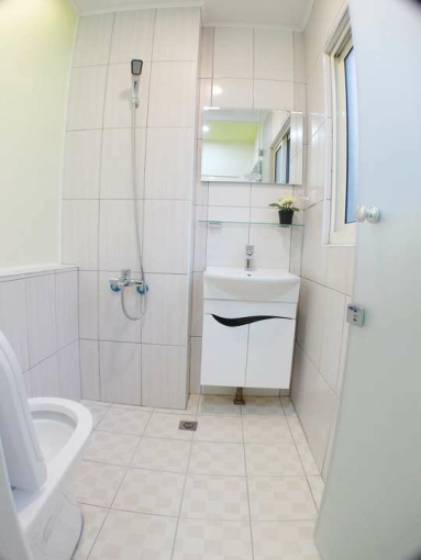 🔥東區電梯套房🔥陽台獨洗🔥可短租🔥近台中車站（第2張）