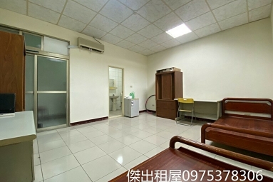 傑出租屋/大竹路大坪數陽台套房（第1張）