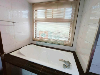 🏡【藝文商圈近社區❤️優質1+1房車🚗入住即享泡澡舒適生活】💫秒殺好房！（第3張）