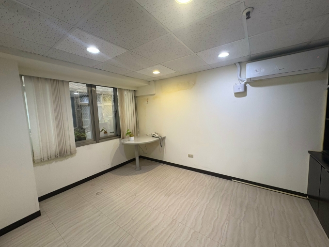 忠孝敦化60坪辦公區（第5張）
