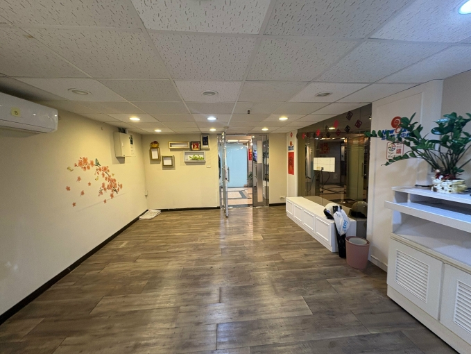 忠孝敦化60坪辦公區（第1張）