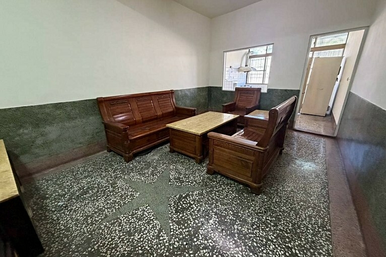 鳳山區可停車可寵華興街透天免仲可申請補助🏠兆基社會住宅(第1張)