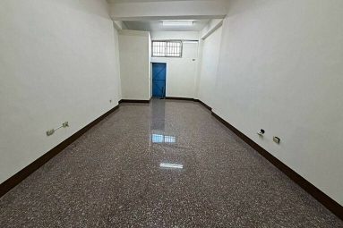 鳳山區可停車可寵華興街透天免仲可申請補助🏠兆基社會住宅（第3張）