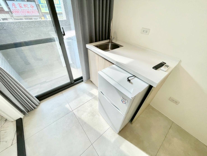 🔥西屯超大間🔥可雙租補🔥飲水機子母車🔥走路逢甲（第10張）