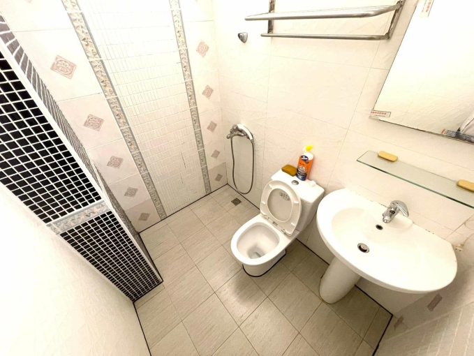 一中商圈~台電計費★可租補~陽台獨洗 - Image 8