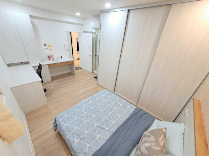 全新完工@正一房一廚一衛@大金變頻冷氣☆電動沙發～（第10張）